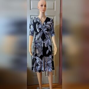 New with tags Connected Apparel Dress, T1W